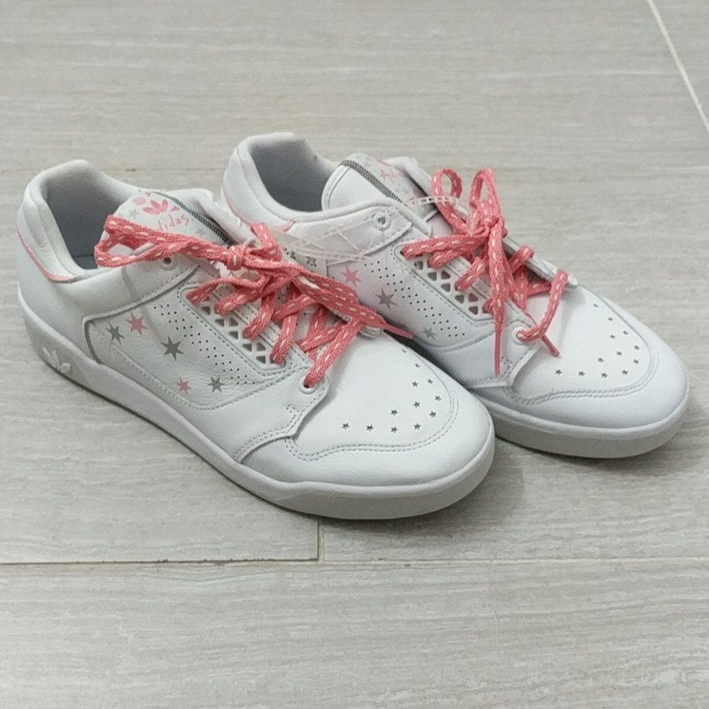 adidas Slamcourt Women's Sneakers White w Pink Stars Sz 8